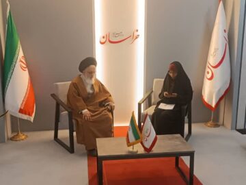 حضور حضرت آیت الله سید مجتبی حسینی نماینده رهبری در کشور عراق و عضو کنونی مجلس خبرگان رهبری جهت مصاحبه با روزنامه خراسان